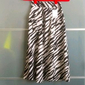 WALTER BAKER zebra print midi skirt with slit